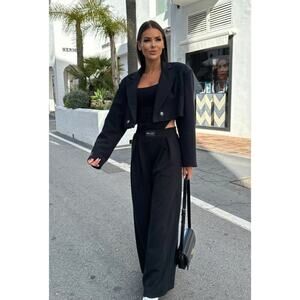 Belluci ladies cropped blazer/jacket Black Sz XL Acubi Preppy chic office siren